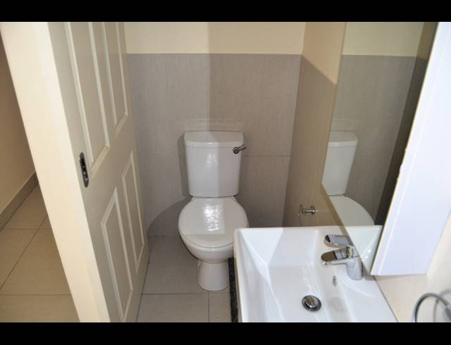 2 BEDROOM APARTMENT TO LET IN STRAND NORTH